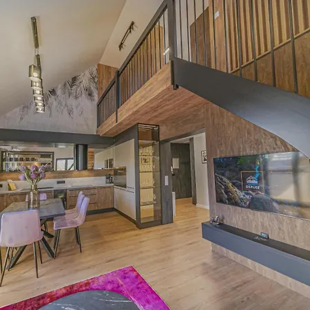 W Cieplicach Bloom *